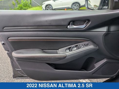 Used 2022 Nissan Altima 2.5 SR image 12