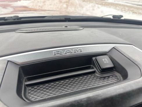 Used 2021 RAM 1500 Big Horn image 28