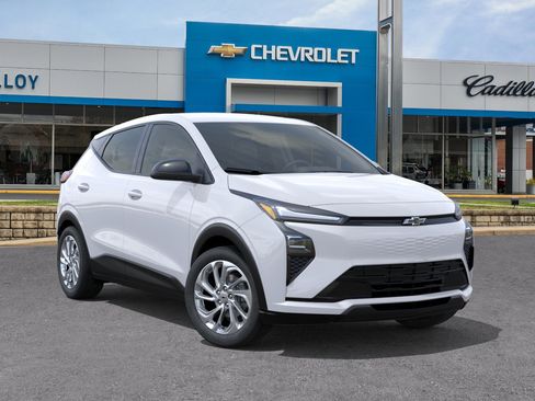 New 2027 Chevrolet Bolt LT w/ Comfort Package FWD image 32