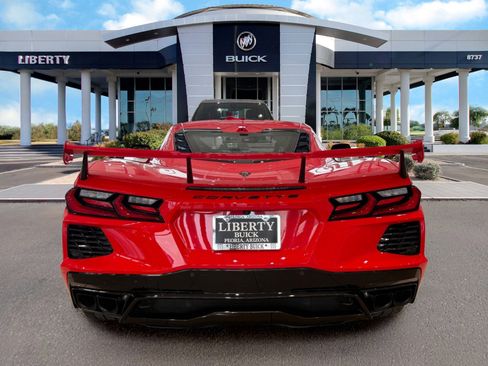 Used 2023 Chevrolet Corvette Stingray Premium Cpe w/ Z51 Performance Package RWD image 4