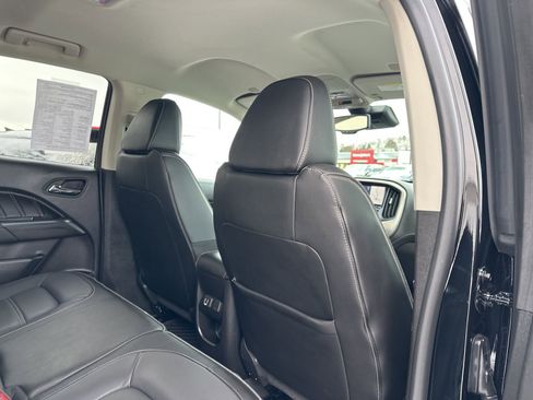 Used 2022 GMC Canyon Denali image 30