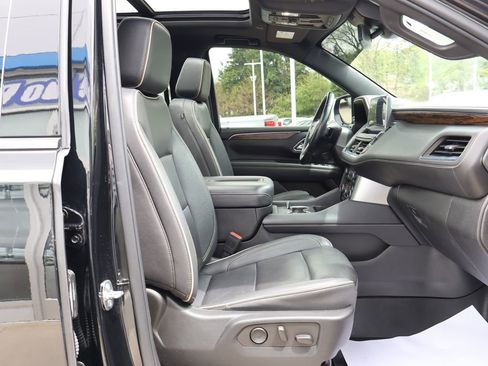 Used 2023 Chevrolet Tahoe Premier AWD/4WD image 44