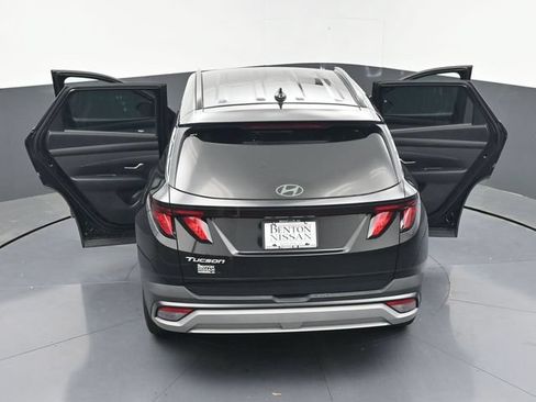 Used 2025 Hyundai Tucson SEL FWD image 44