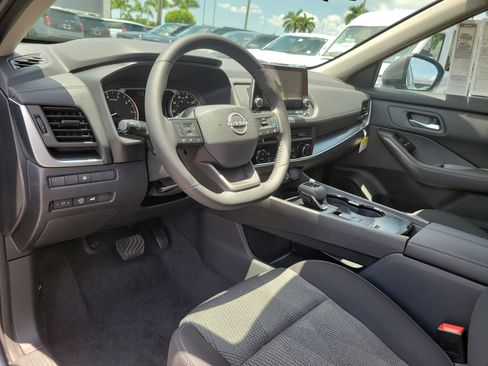 New 2026 Nissan Rogue SV FWD image 9