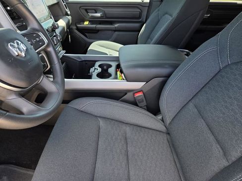 New 2026 RAM 1500 Express AWD/4WD image 21