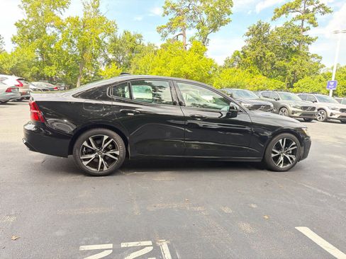Used 2025 Volvo S60 B5 Plus FWD image 54