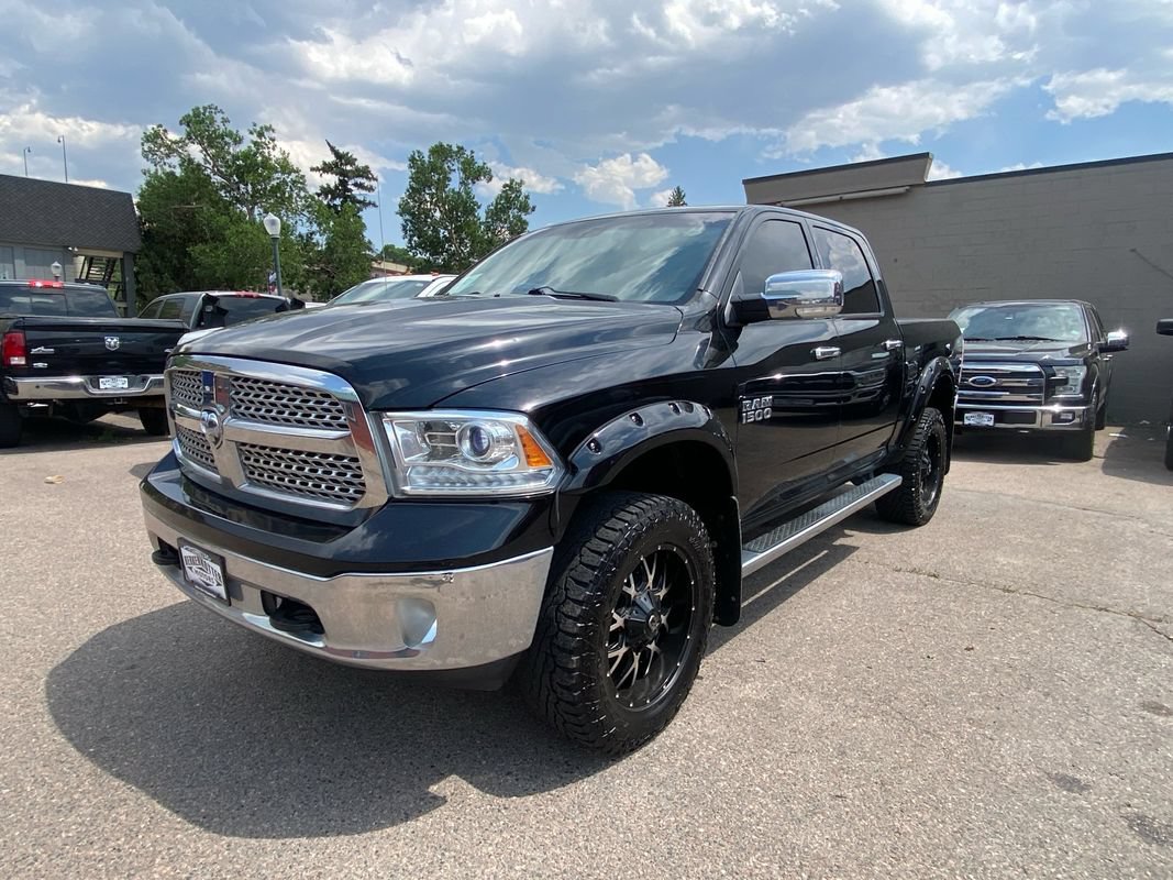 Used 2014 RAM 1500 Laramie AWD/4WD image 7