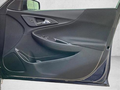 Used 2022 Chevrolet Malibu LT image 19