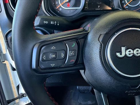 Used 2024 Jeep Wrangler Unlimited Rubicon image 22