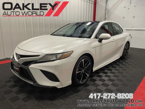 Used 2018 Toyota Camry XSE w/ Audio Package FWD image 1