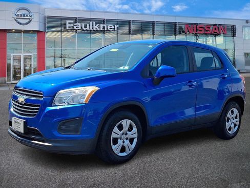 Used 2016 Chevrolet Trax LS FWD image 3