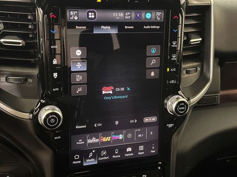 New 2026 RAM 2500 Big Horn AWD/4WD image 37