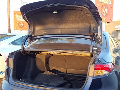 Certified 2024 Toyota Corolla SE image 6