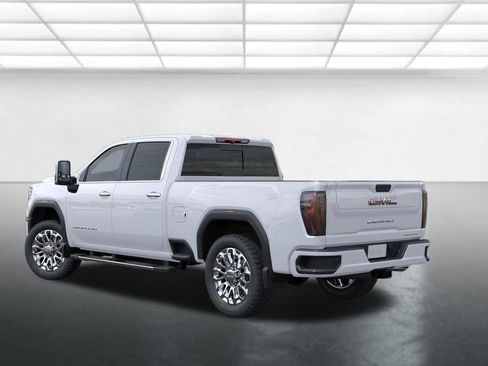 New 2026 GMC Sierra 2500 Denali w/ Technology Package AWD/4WD image 3