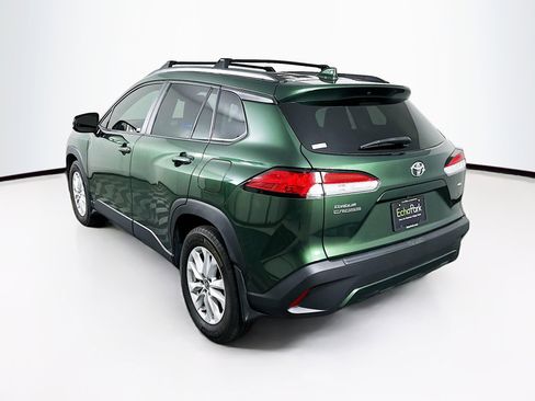 Used 2024 Toyota Corolla Cross LE w/ Moonroof Package image 5