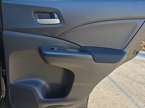 Used 2016 Honda CR-V SE image 12