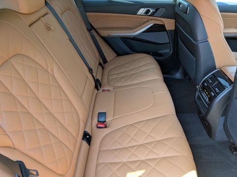Used 2026 BMW X5 xDrive40i AWD/4WD image 22