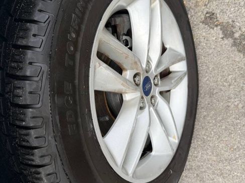 Used 2015 Ford Edge SEL AWD/4WD image 32