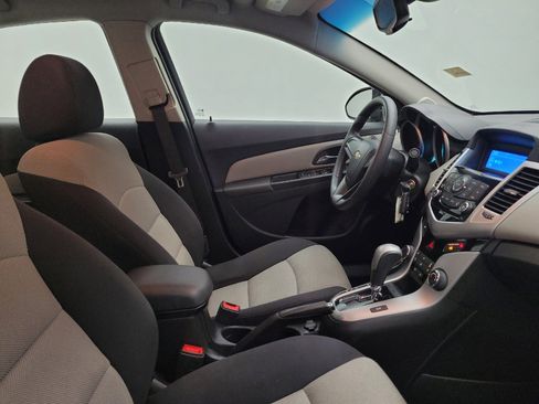 Used 2016 Chevrolet Cruze LS image 21