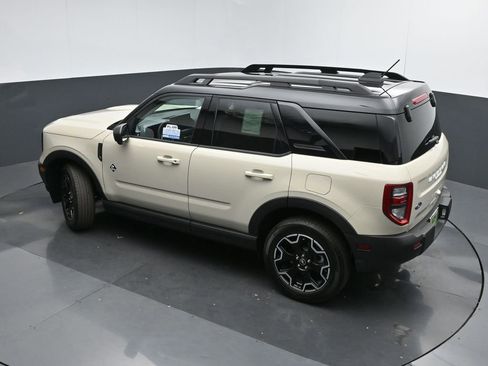 New 2025 Ford Bronco Sport Outer Banks w/ Outer Banks Tech Package+ AWD/4WD image 40