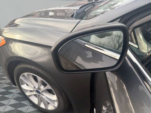 Used 2019 Ford Fusion SE image 35