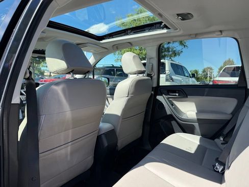 Used 2018 Subaru Forester 2.5i Limited AWD/4WD image 17