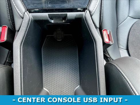 Used 2023 Honda Accord Touring image 38