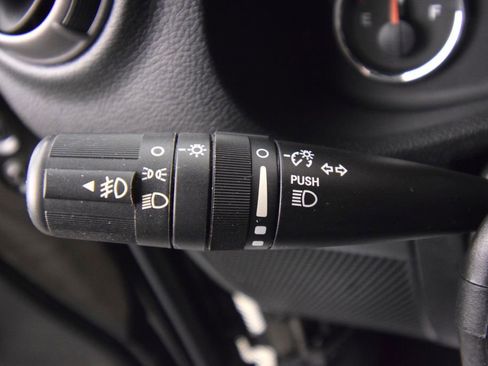 Used 2018 Jeep Wrangler Sport AWD/4WD image 36