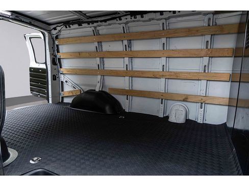Used 2023 GMC Savana 2500 w/ Driver Convenience Package image 19