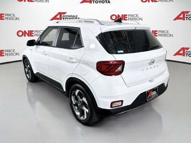 Used 2021 Hyundai Venue SEL w/ Premium Package FWD image 5