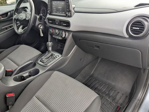 Used 2019 Hyundai Kona SE image 31