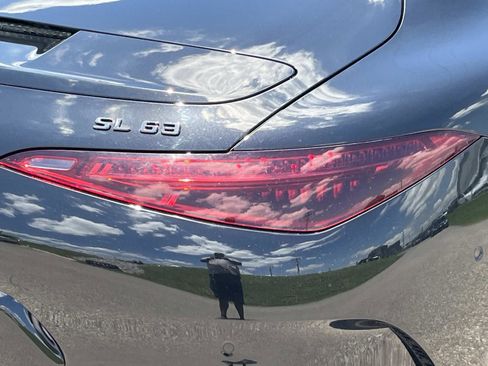 Certified 2024 Mercedes-Benz SL 63 AMG 4MATIC image 10