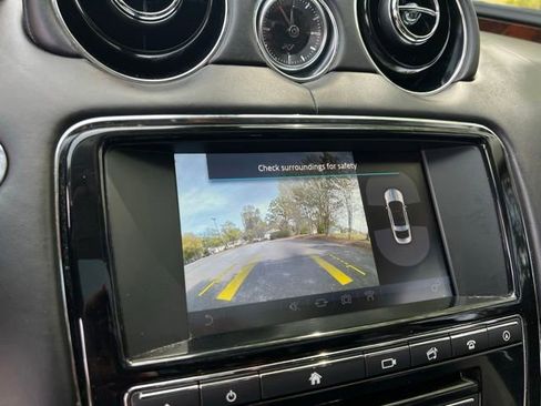 Used 2017 Jaguar XJ L Portfolio AWD/4WD image 41