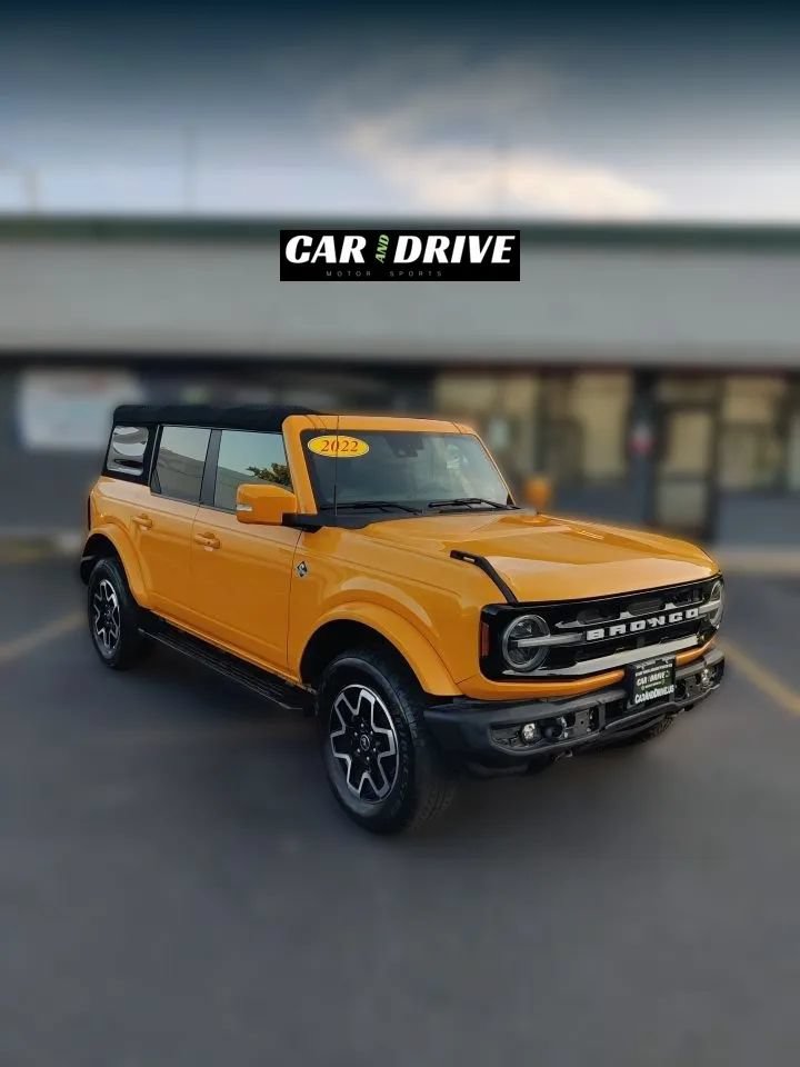 Used 2022 Ford Bronco Outer Banks AWD/4WD image 1