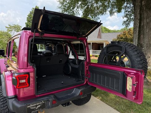 Used 2024 Jeep Wrangler Unlimited Rubicon 392 image 64