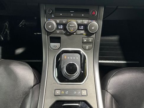 Used 2019 Land Rover Range Rover Evoque AWD/4WD image 57