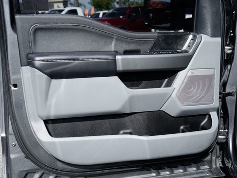 Used 2025 Ford F250 XLT w/ Black Appearance Package AWD/4WD image 14