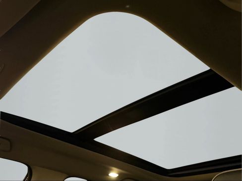 Used 2023 Honda Pilot Elite image 24