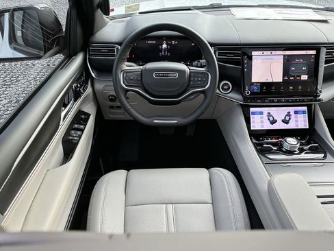 New 2026 Jeep Grand Wagoneer Summit AWD/4WD image 13