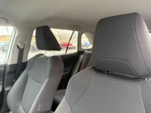 Used 2020 Toyota RAV4 LE w/ All Weather Liner Package image 33