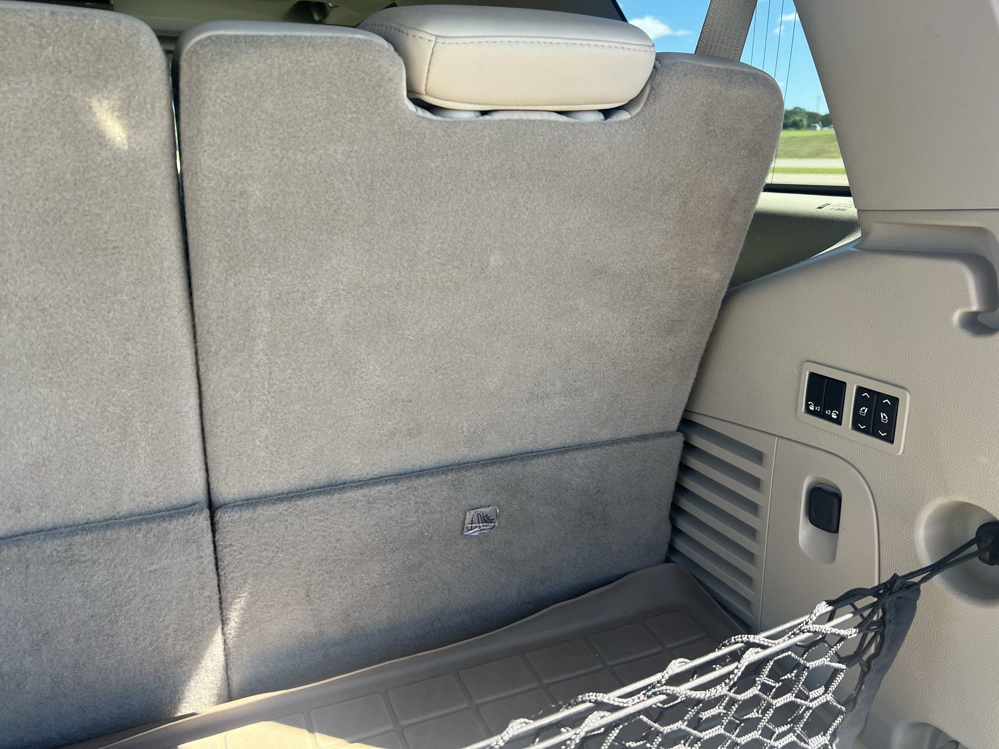 Used 2016 Cadillac Escalade Premium RWD image 13