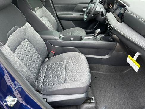 New 2026 Nissan Kicks SV image 11