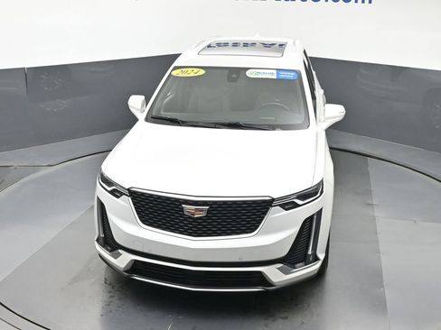 Used 2024 Cadillac XT6 Premium Luxury w/ Technology Package AWD/4WD image 30
