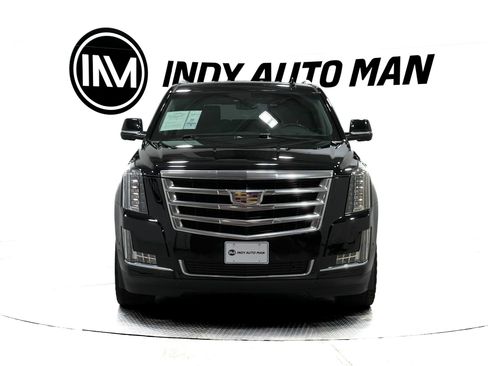 Used 2017 Cadillac Escalade Luxury image 9
