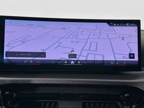 Used 2025 BMW 430i Convertible w/ M Sport Package image 13