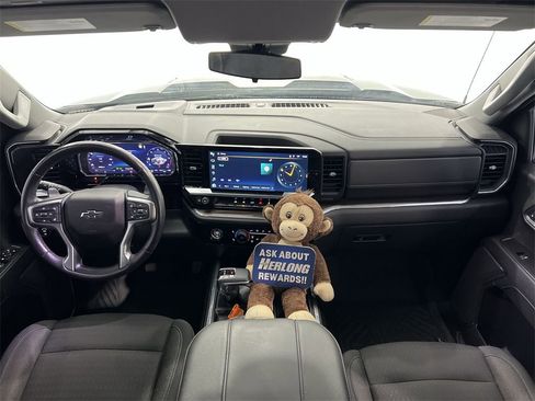 Used 2023 Chevrolet Silverado 1500 LT Trail Boss w/ Protection Package image 18