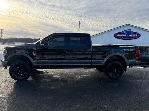 Used 2022 Ford F250 Lariat w/ Tremor Off-Road Package image 10