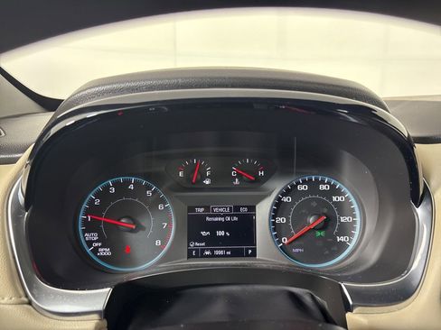 Used 2023 Chevrolet Traverse LS w/ Safety Package image 29