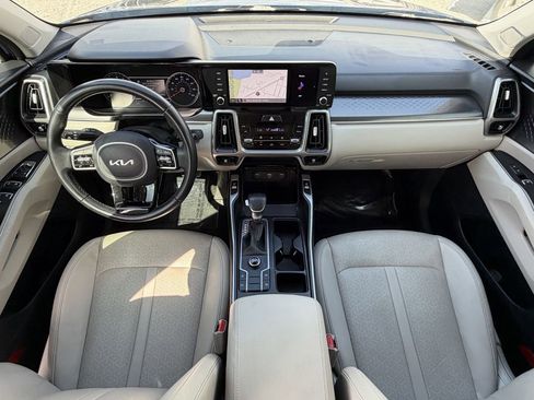 Certified 2022 Kia Sorento S FWD image 14