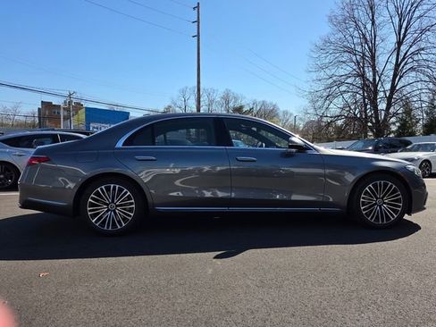 Used 2022 Mercedes-Benz S 580 4MATIC Sedan image 4